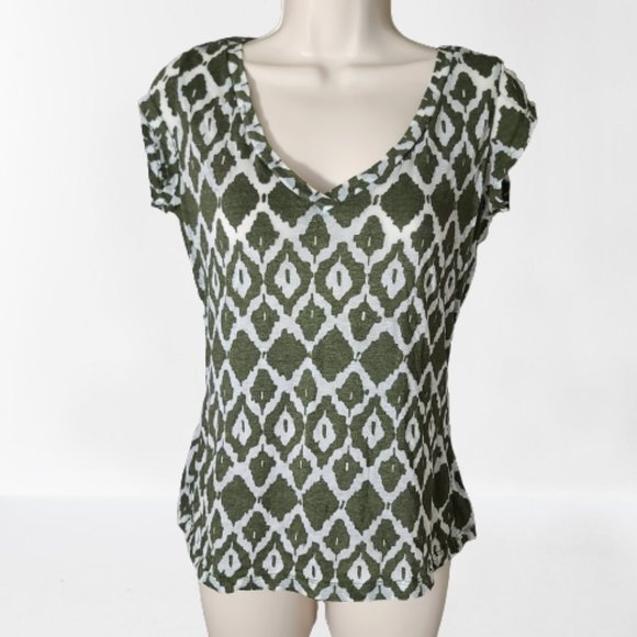 Dots Cream & Green Abstract Sheer Blouse - Picture 2 of 6